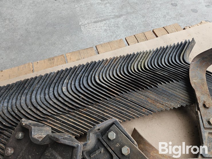 eversman-unused-tiller-knives-&-brackets-image-18