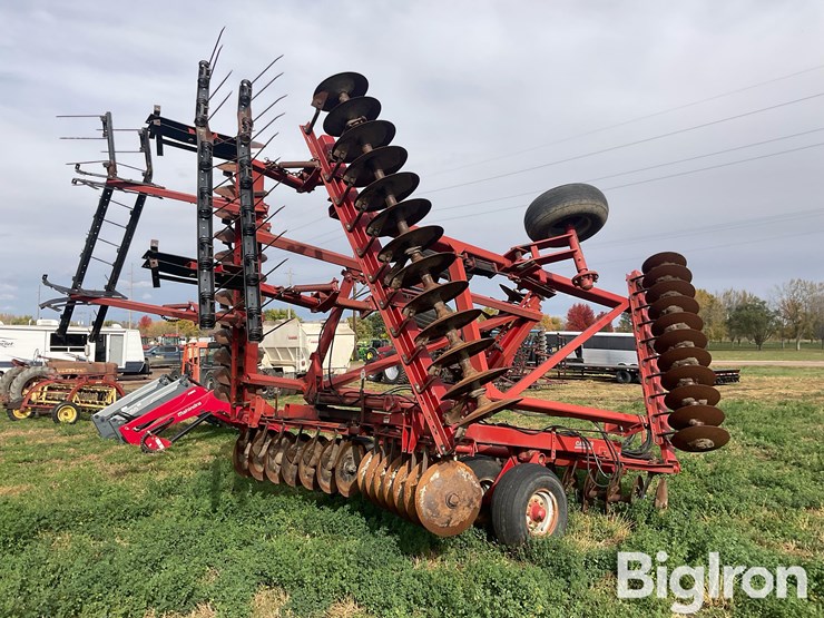 case-ih-3950-image-5