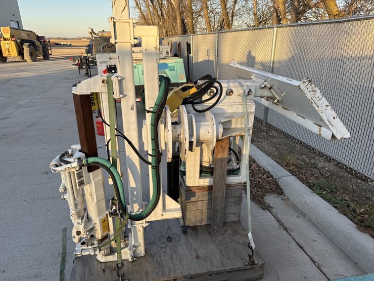 #4296-•-post-pounder-attachment-image-2