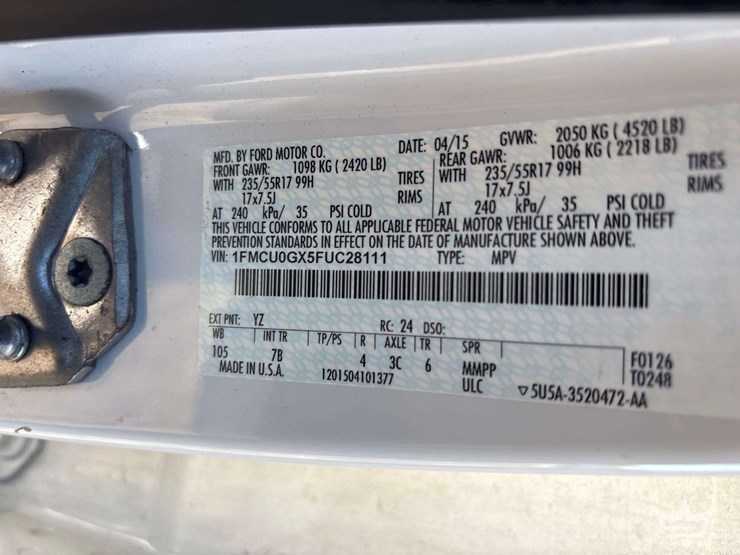 2015-ford-escape-image-5