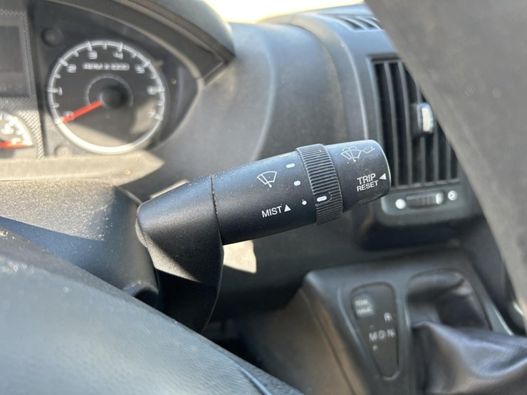 2016-ram-promaster-3500-image-33