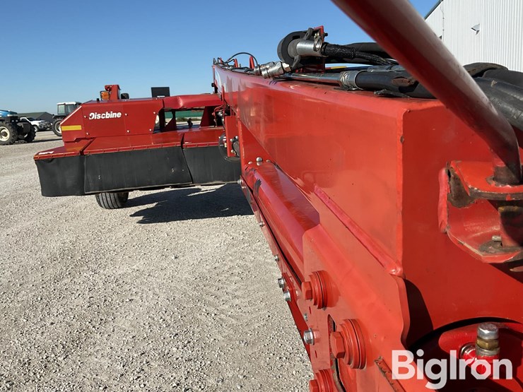 2009-new-holland-h7450-image-10