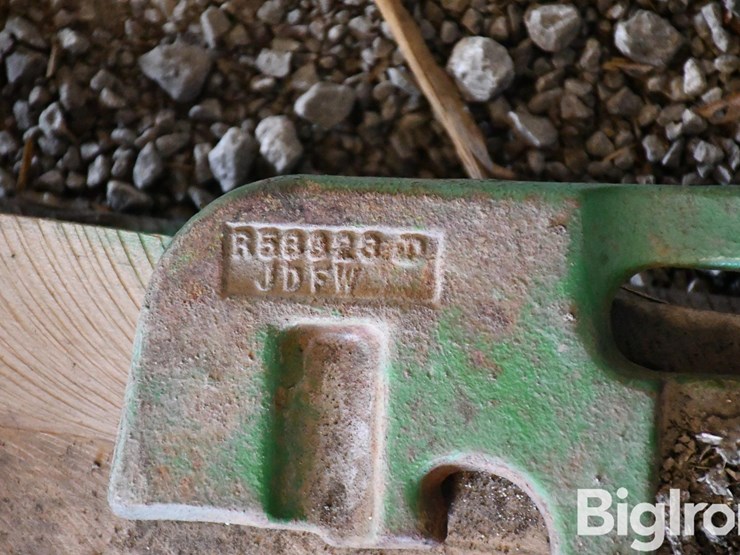 john-deere-suit-case-weights-image-9