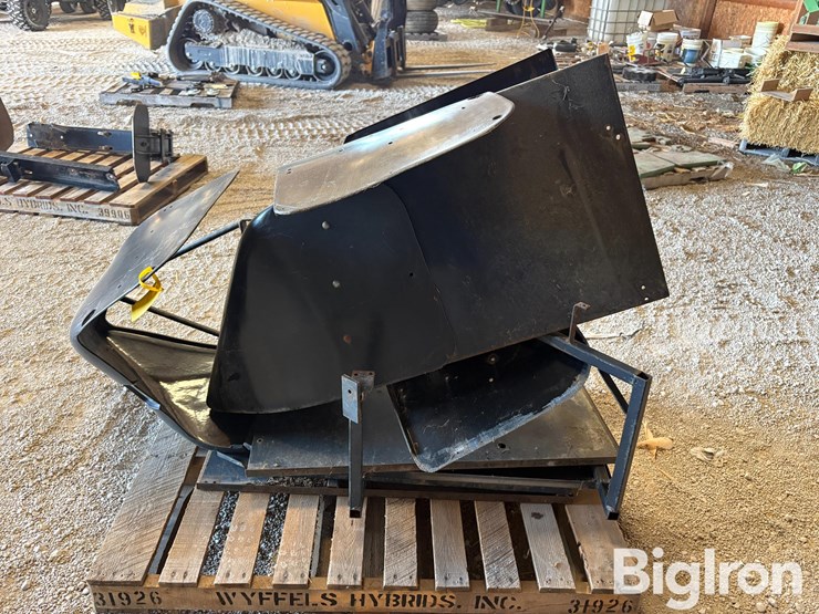 pallet-of-farm-support-image-8