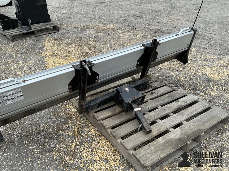 snow-sport-hd-utility-7’-snow-plow-image-13