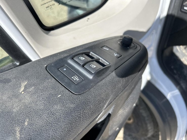 2016-ram-promaster-3500-image-37