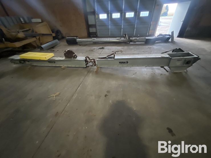 york-elevator-drags-image-2