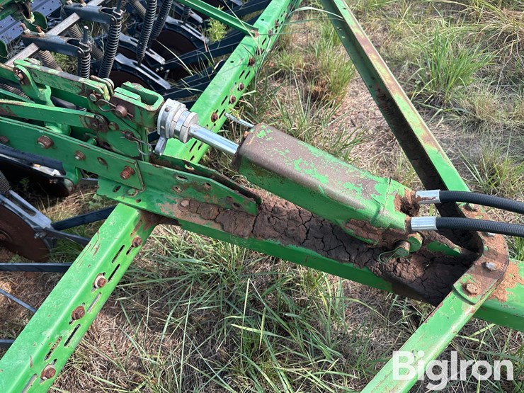 john-deere-8300-image-14