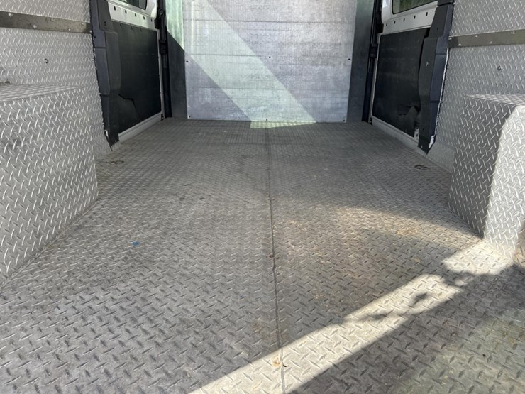 2016-ram-promaster-3500-image-22