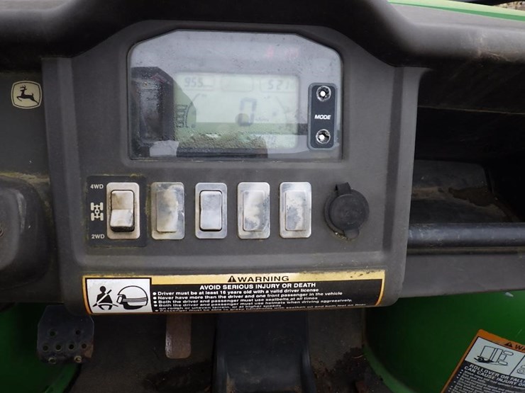 john-deere-gator-image-16