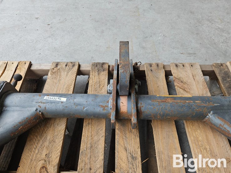 white-3-pt.-quick-hitch-image-9