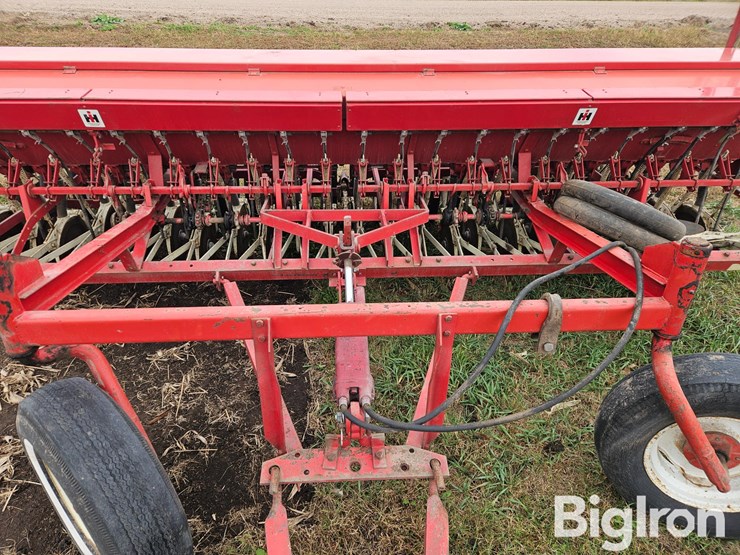 international-100-image-10