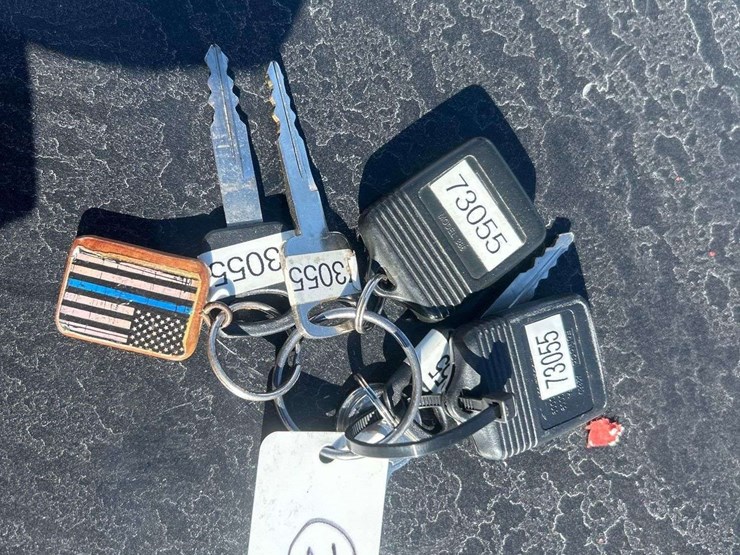 2017-ford-explorer-image-35