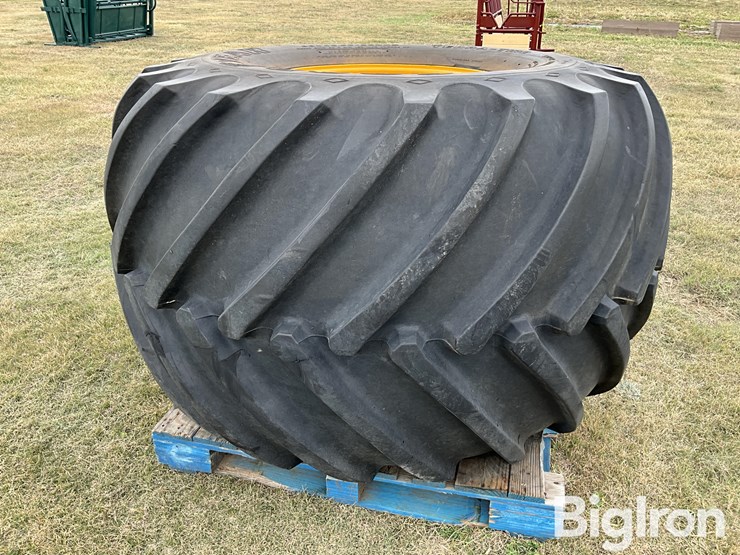 goodyear-66x43.00-25-flotation-terra-tire-w/8-bolt-rim-image-1