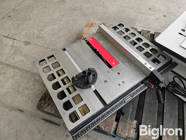 master-force-router-table-&-pro-tech-10"-table-saw-image-13