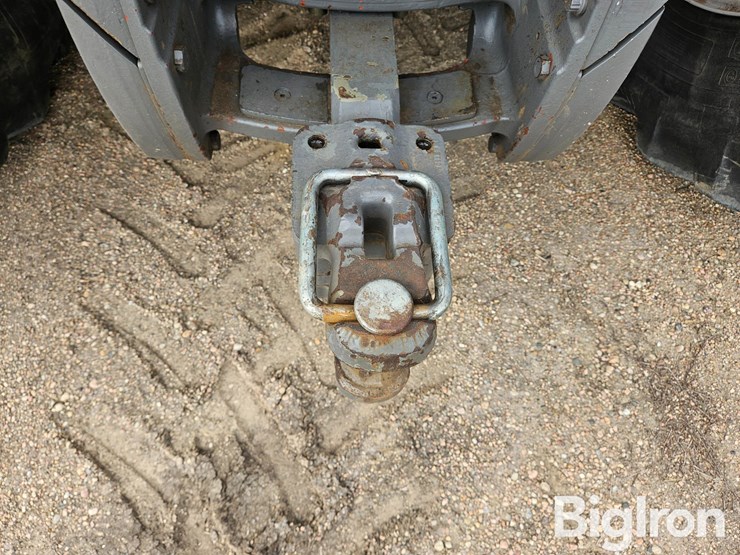 2010-agco-dt205b-image-9