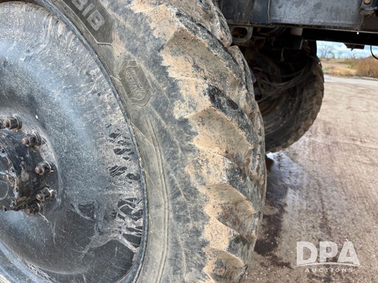 2014-case-ih-3016-image-67