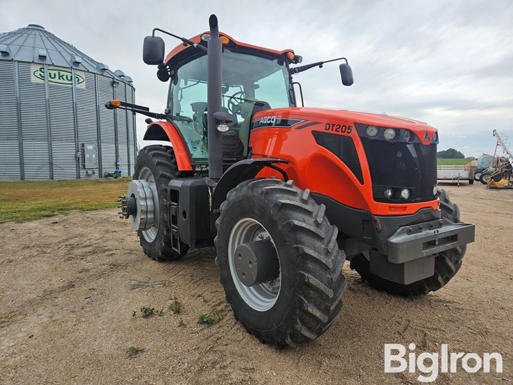 2010-agco-dt205b-image-3