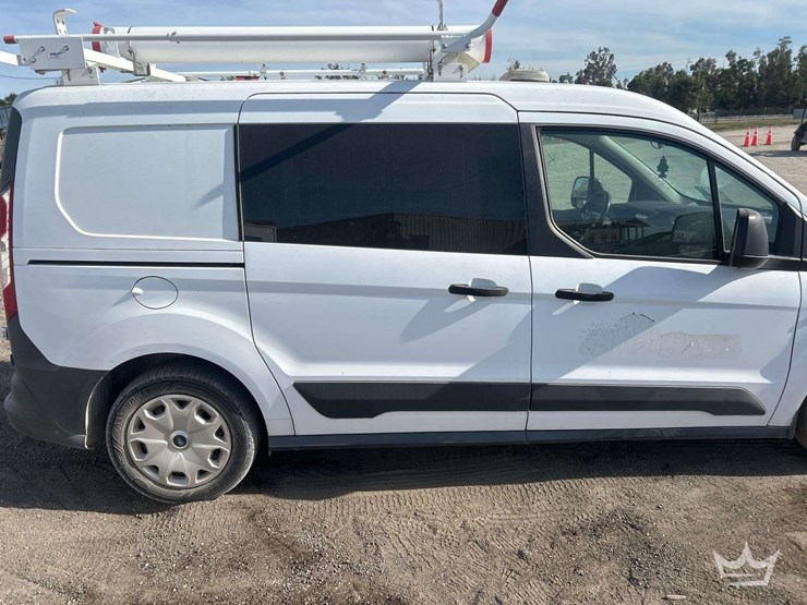 2016-ford-transit-connect-image-24