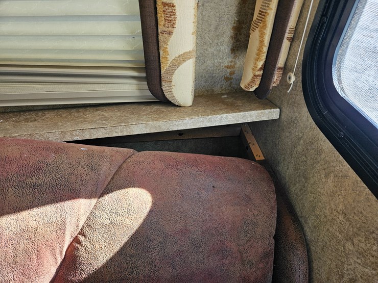 #22198-•-2007-georgie-boy-landau-motorhome-image-52