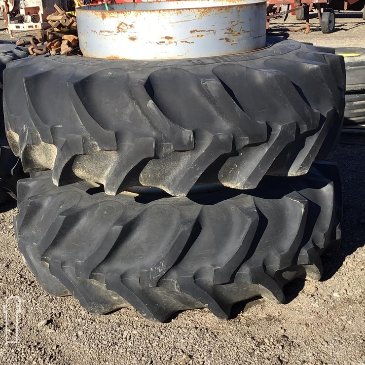GOODYEAR 20.8-38 T-RAIL DUALS
