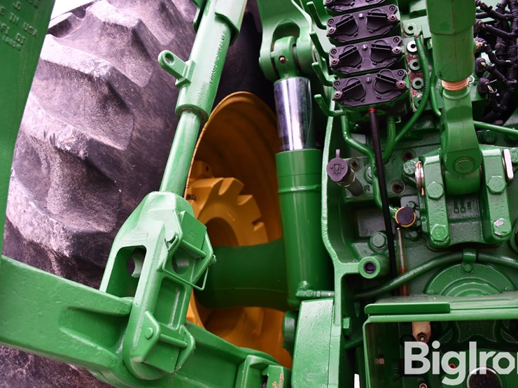 2009-john-deere-8130-image-12