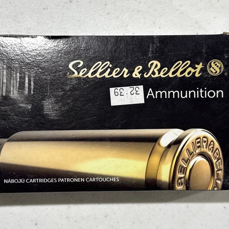 #23010 • Unused Sellier & Bellor 7MM REM MAG Rifle Cartridges