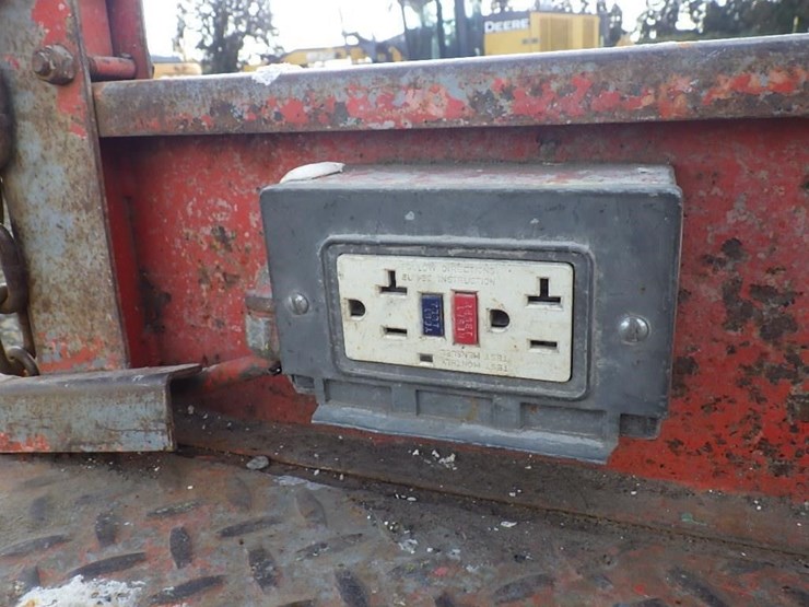 1995-skyjack-sjiii3220-image-12