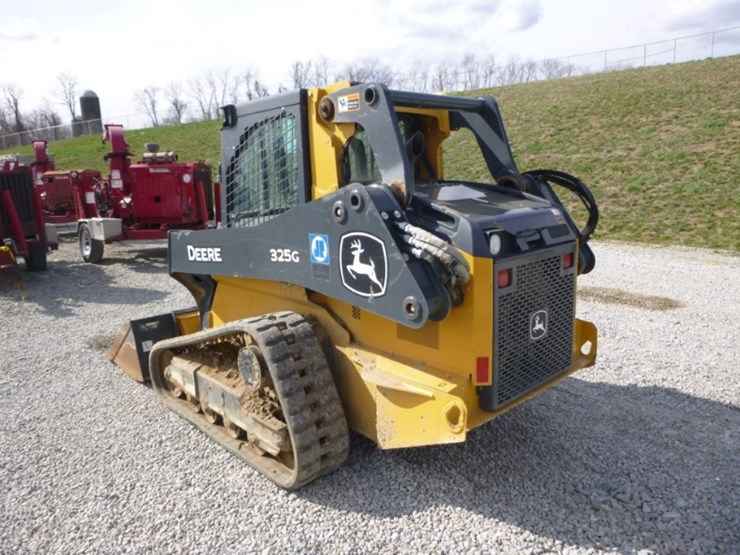 23-deere-325g-image-39