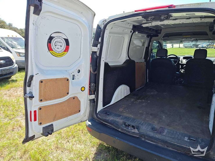 2015-ford-transit-connect-image-24