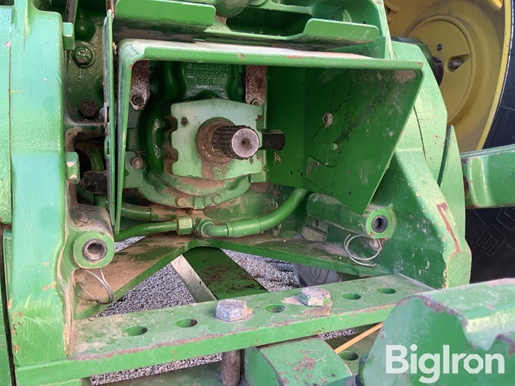 2000-john-deere-8210-image-15