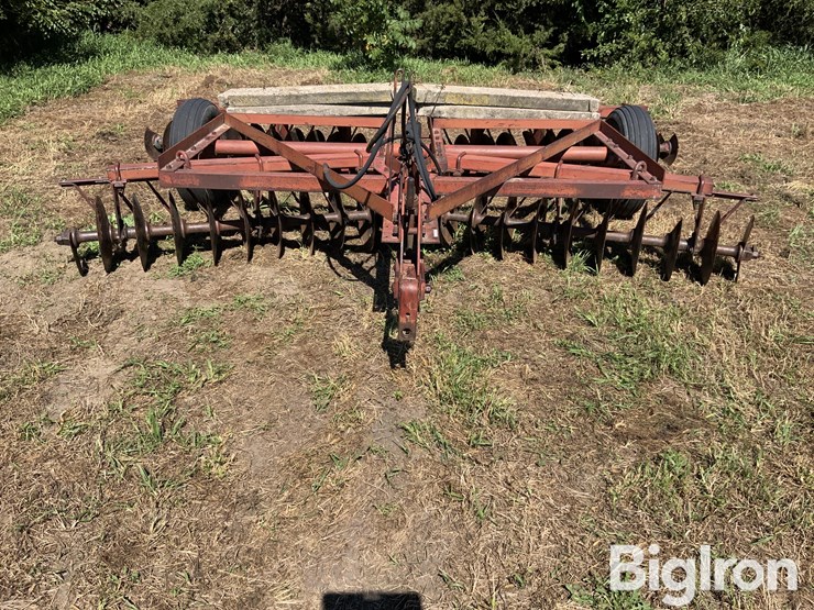 international-370-image-2