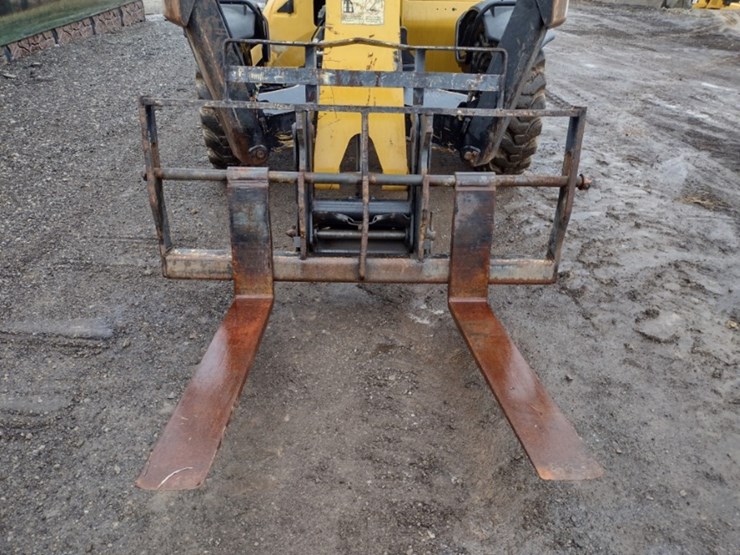 2007-caterpillar-tl943-image-14