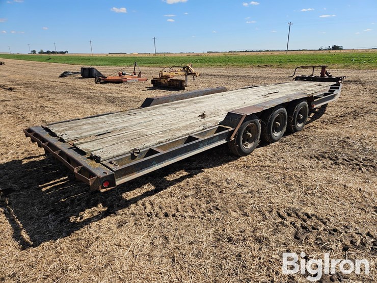 19'-tri/-axle-flatbed-trailer-image-5