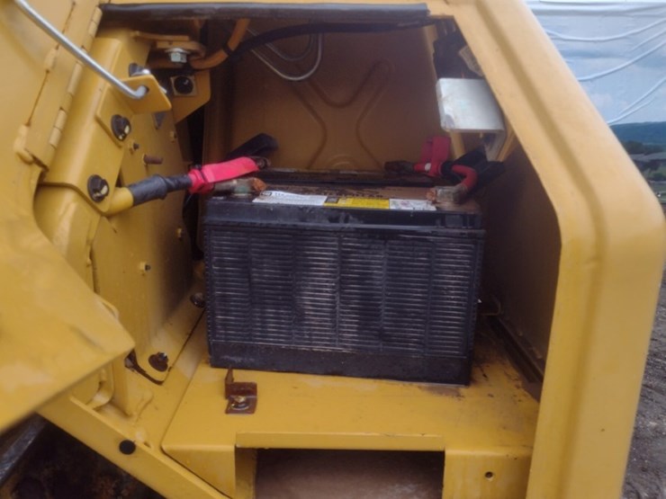 caterpillar-d6n-lgp-image-41