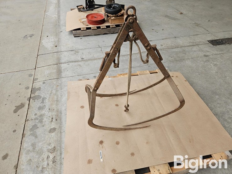 barn-hay-grapple-image-1