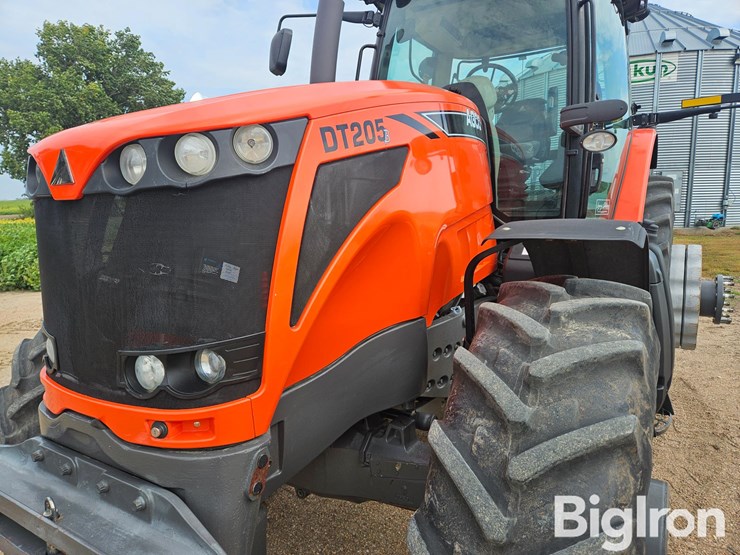 2010-agco-dt205b-image-20