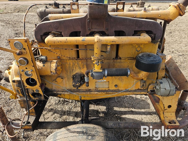 minneapolis-moline-425-a-6-cyl.-power-unit-image-12