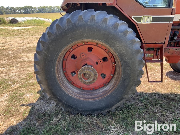 1977-international-1086-image-20