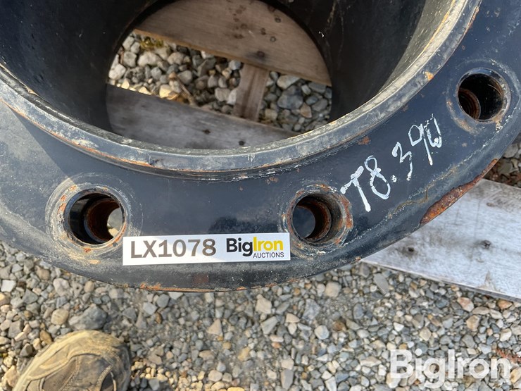 new-holland-390-image-9