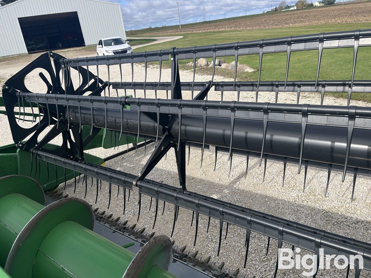 2013-john-deere-620f-image-11