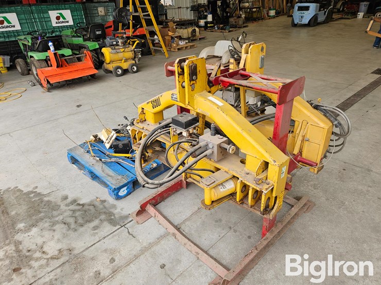 buffalo-scout-i-&-ii-guidance-systems-on-steel-holding-rack-image-8