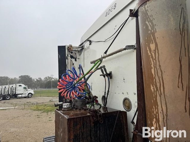 1995-international-9200i-image-10