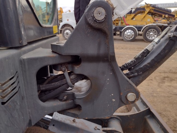 bobcat-e35i-image-24