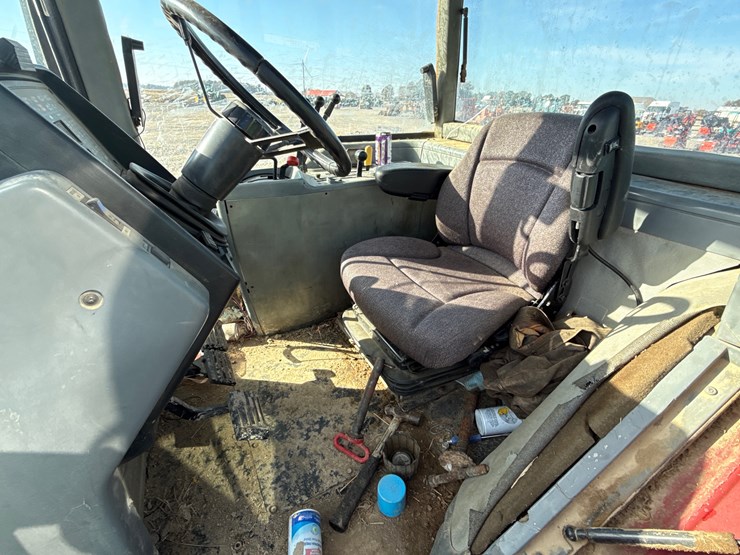 case-ih-7150-image-33