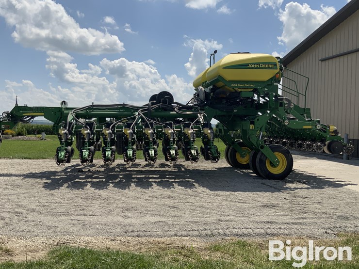 2013-john-deere-1790-ccs-image-8