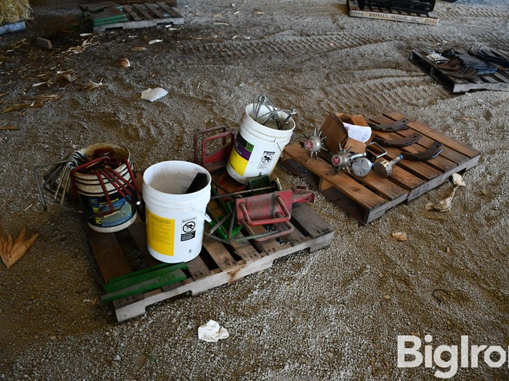 pallets-of-farm-support-image-7