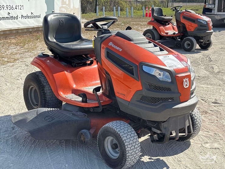 husqvarna-46in-riding-mower-image-2