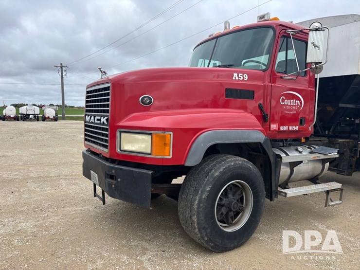 2000-mack-truck-(dr12562-unit-a59)-image-6