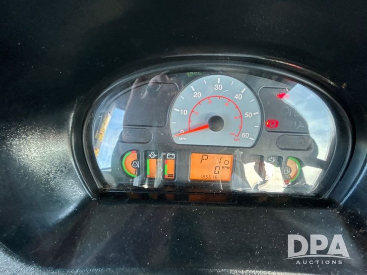 2016-ag-chem-rg1100b-image-105